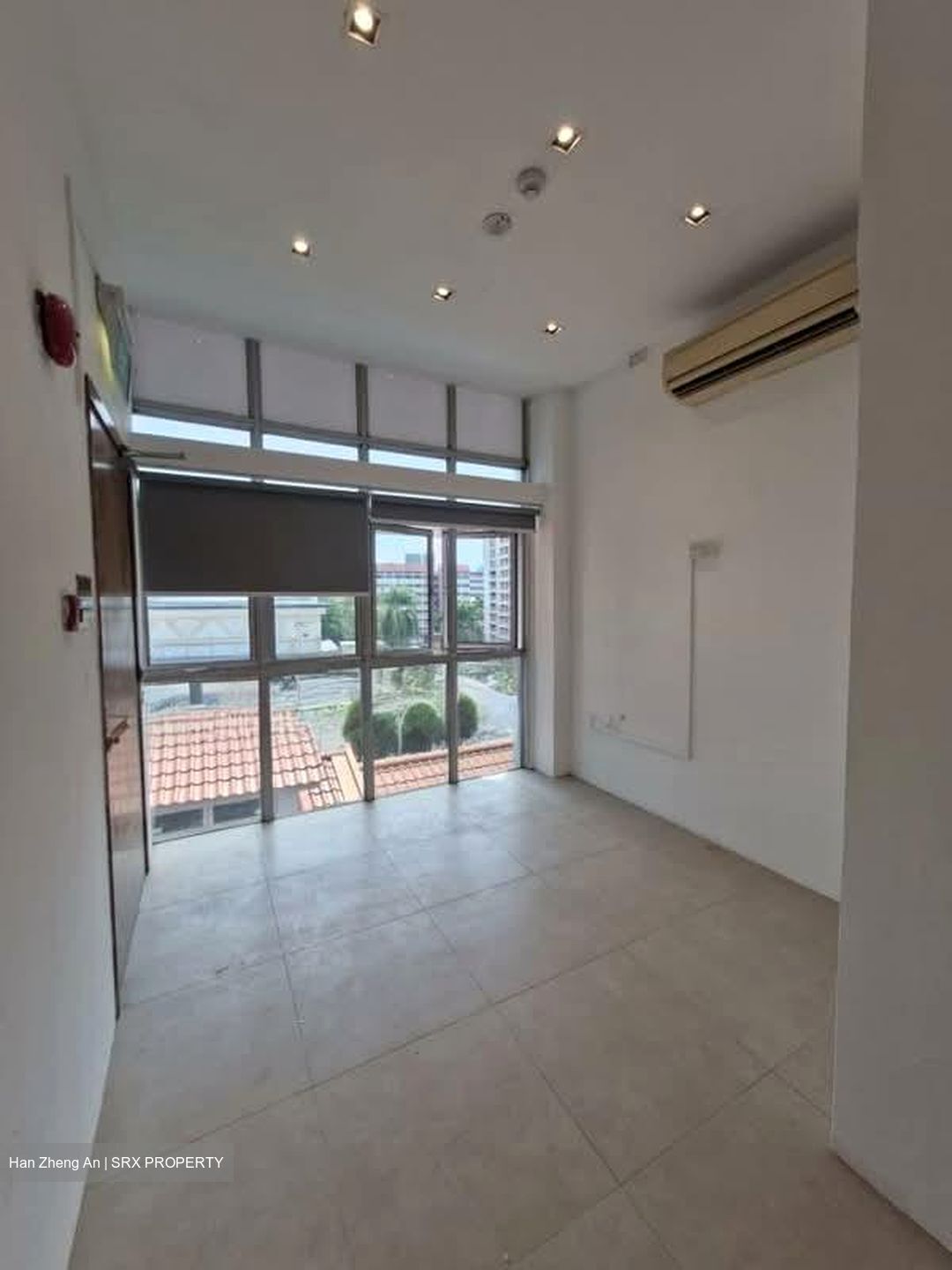 Serangoon Road (D8), Office #560908241